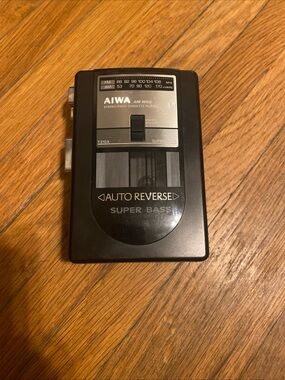 Vintage Aiwa HS-T210A Walkman Auto Reverse Super Bass Cassette Radio Working